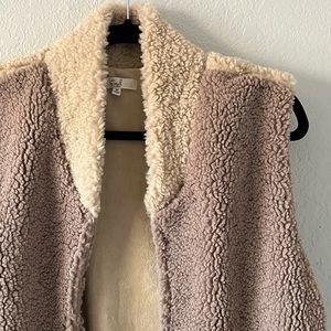 Easel Anthro Teddy Bear Sherpa Contrast Color Puff Vest Jacket